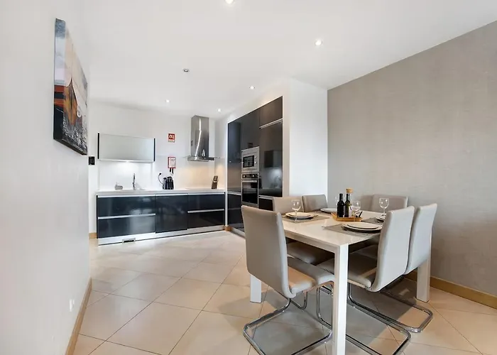 アパート Tourismer