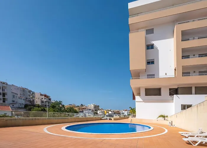 アパート Tourismer