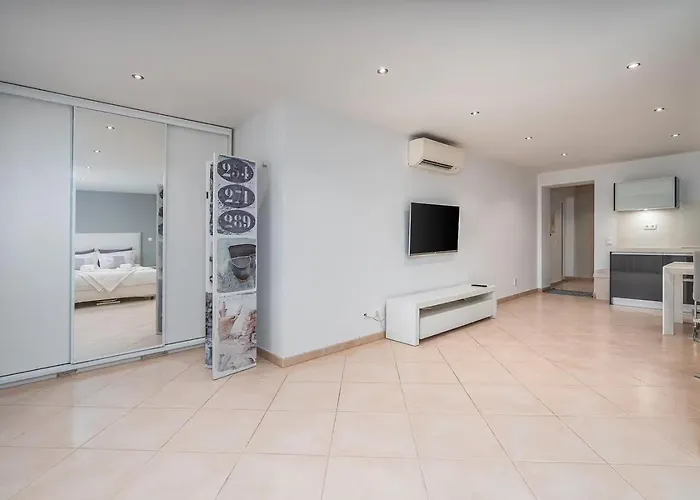 Tourismer アパート ラゴス